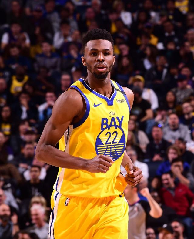 世预赛竞争激烈冷门频出（世预赛硝烟四起，爆冷迭出）