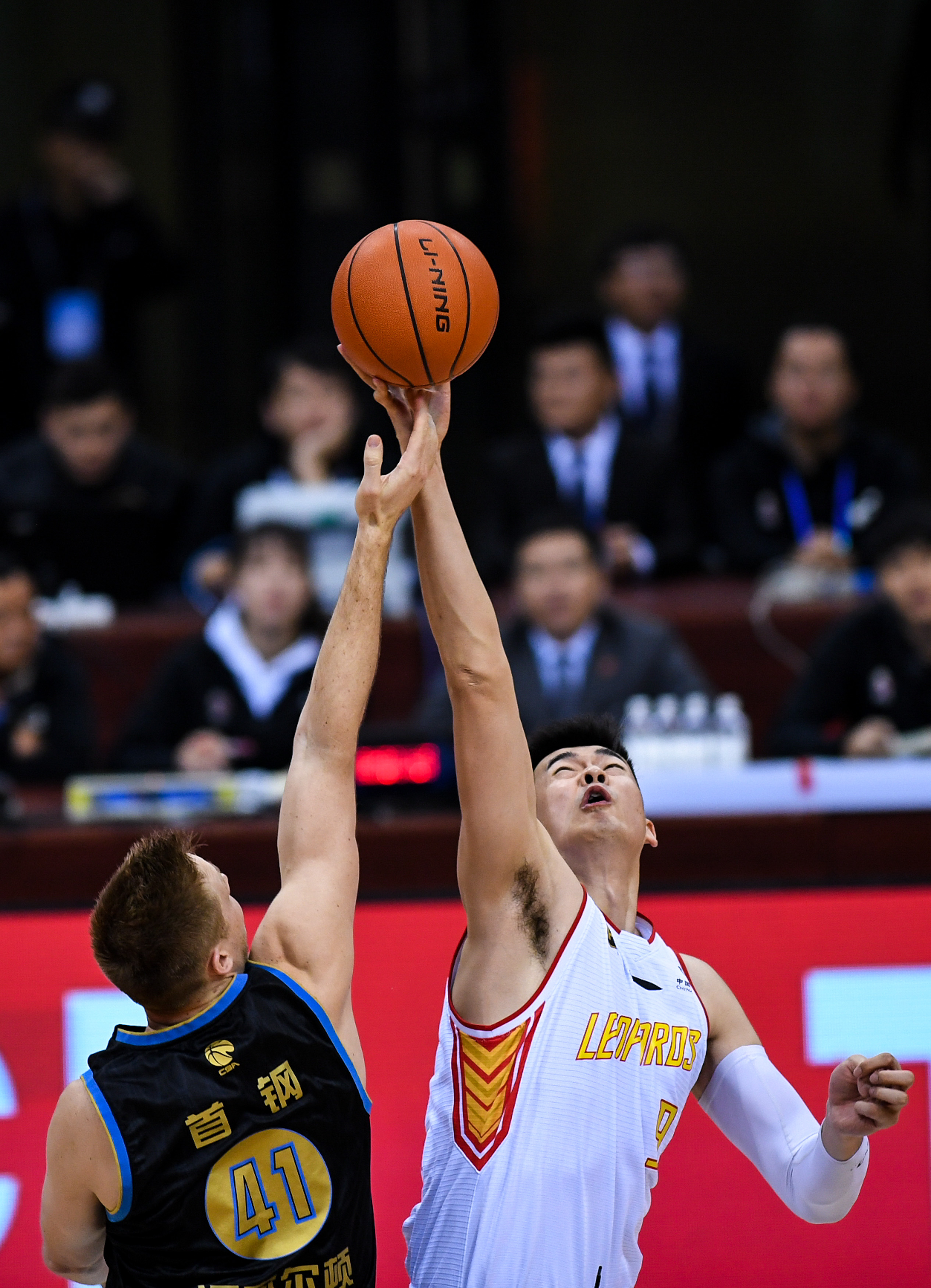 开拓者官方：球队已从发展联盟混音队召回杨瀚森和吕佩尔（开拓者官宣：杨瀚森、吕佩尔从发展联盟混音队回归一队）