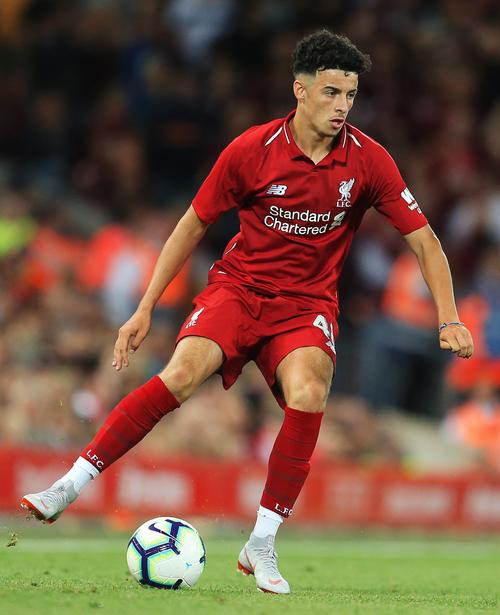 津媒谈国足选帅：本土“少壮派”教练的优势不容忽视（津媒：国足选帅应重视本土少壮派教练的优势）