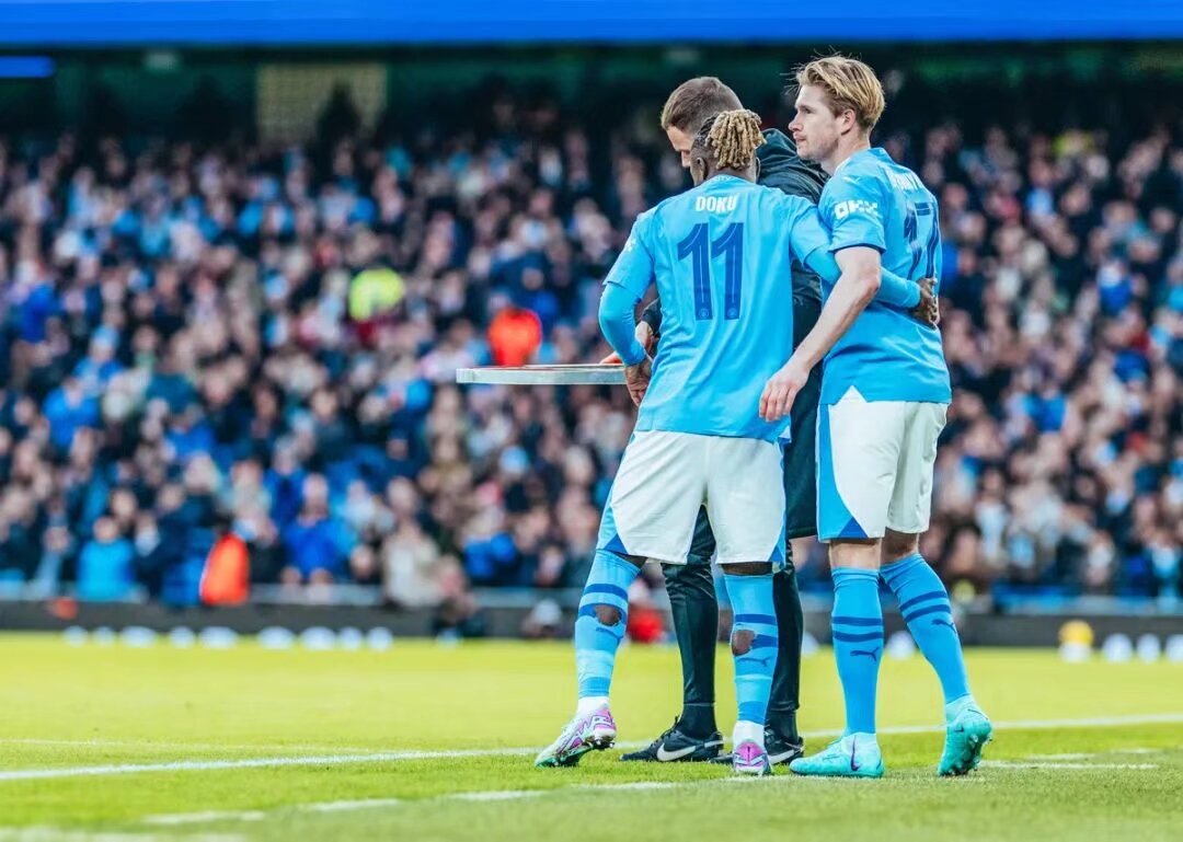 官方：京都不死鸟正式签下福冈黄蜂主力门将村上昌谦（京都不死鸟宣布：福冈黄蜂主力门将村上昌谦加盟）