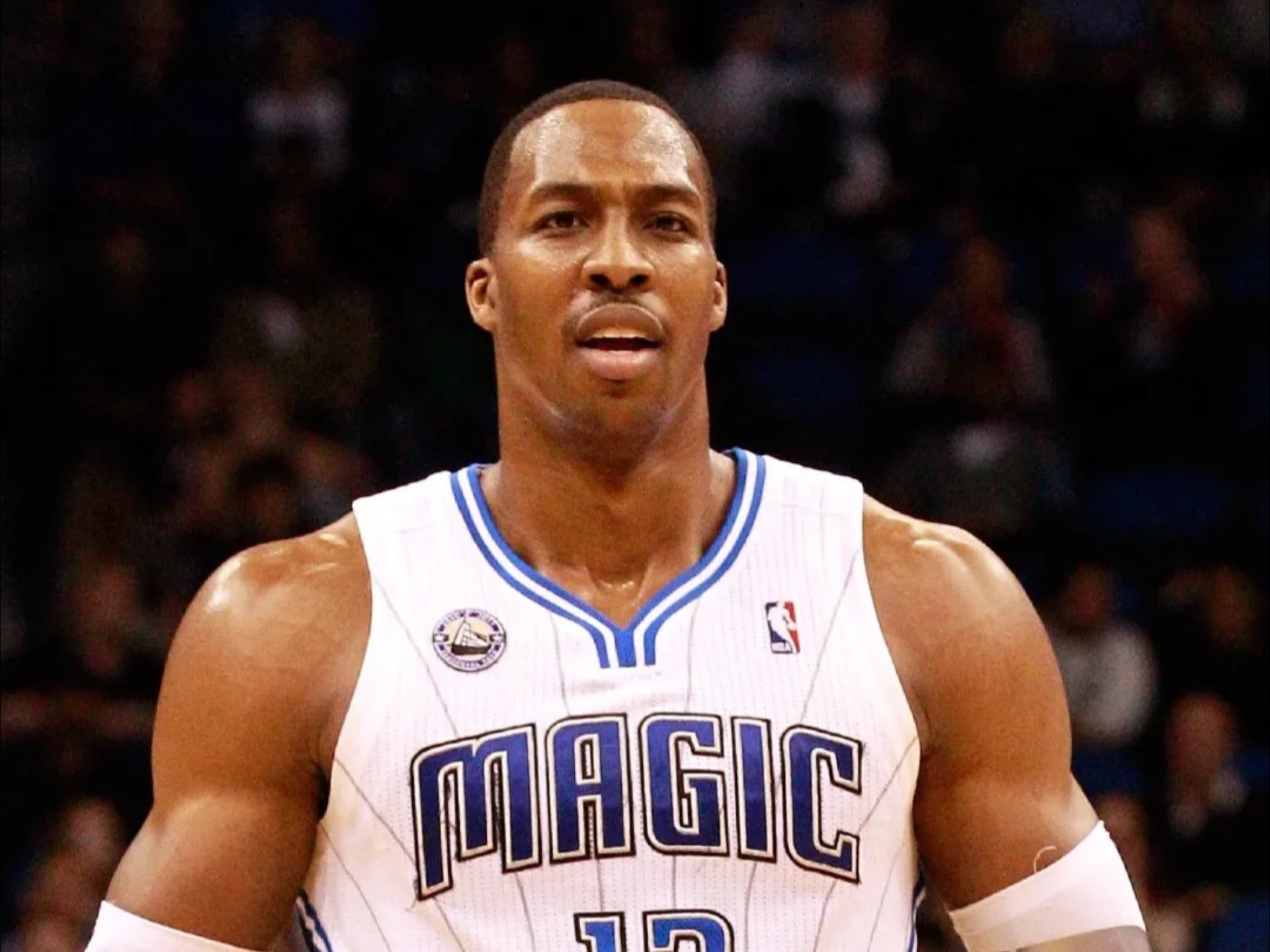 兜兜转转十余年，矿工离开顿涅茨克的这些年都用过哪些球场？（离开顿涅茨克后十余载，矿工辗转的主场都有哪些？）