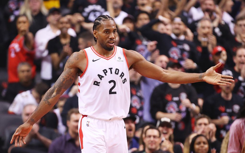 山西大胜广东！诺威尔+3本土齐爆，徐杰奎因空砍52分，张皓嘉毒瘤（山西痛击广东！诺威尔携三本土集体发威，徐杰与奎因空砍52分，张皓嘉状态低迷）