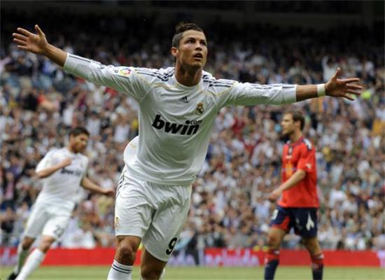 东体：申花像会学习却不会考试的优等生，背负过重的心理负担（东体：申花如学霸考场发挥失常，心理压力过重）