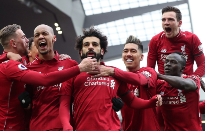 谁是真核一目了然！小莫布里缺战两场 骑士遭遇两连败（真核尽显！小莫布里缺阵两战，骑士遭两连败）